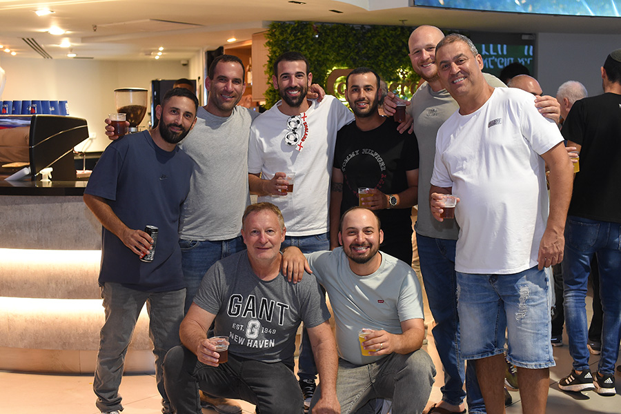 חוגגים יורו