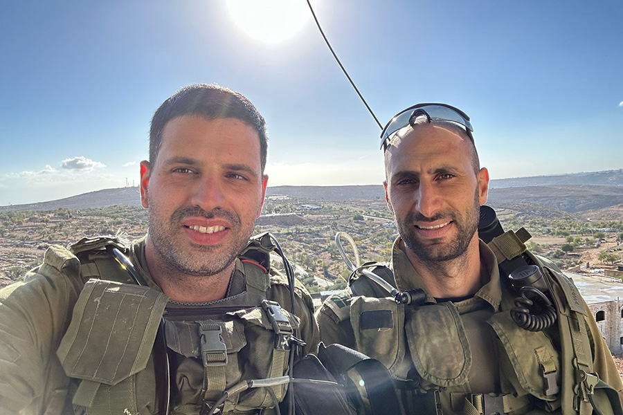 חוזרים ממילואים